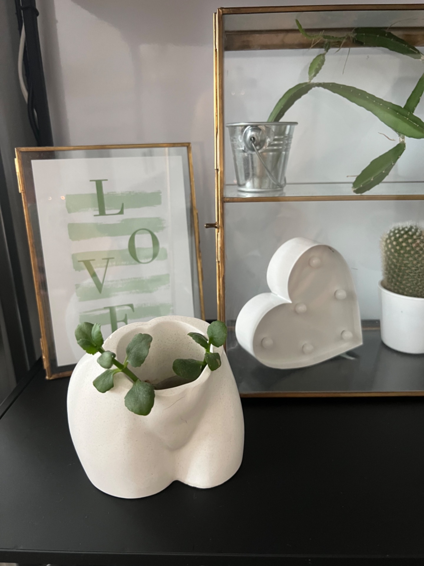 Čistý decor jako váza